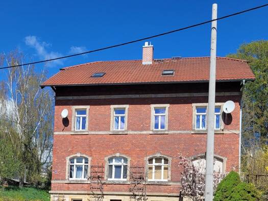 Wohnung zur Miete 721 € 4 Zimmer 96 m² frei ab 01.10.2026 Arnsteiner Straße 13 Ottendorf 01855
