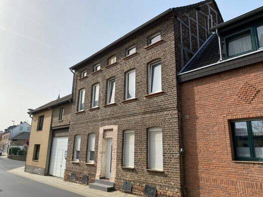 Mehrfamilienhaus zum Kauf 362.000 € 9 Zimmer 209 m² 693 m² Grundstück Friesheim Erftstadt 50374
