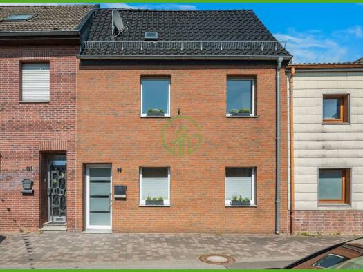 Reihenmittelhaus zum Kauf 199.000 € 5 Zimmer 110 m² 251 m² Grundstück Hambach Niederzier 52382