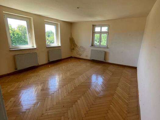 Wohnung zur Miete 9,50 € 3 Zimmer 102 m² 2. Geschoss frei ab sofort Chemnitz 09111