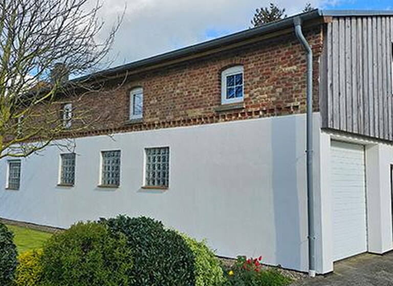 Einfamilienhaus zum Kauf provisionsfrei 198.000 € 6 Zimmer 147 m²<br/>Wohnfläche 592 m²<br/>Grundstück Parkow Bützow 18246