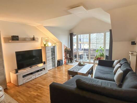 Wohnung zur Miete 1.150 € 3 Zimmer 80 m² Geschoss 3/4 frei ab 01.02.2026 Bräugasse 7 Haslach Traunstein 83278