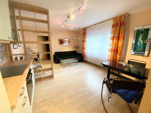 Wohnung zum Kauf 90.000 € 2 Zimmer 42 m² Homburg Homburg 66424
