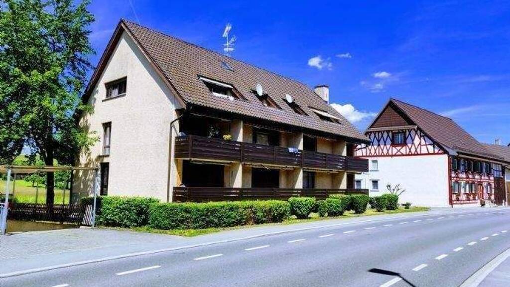 Studio zur Miete 490 € 1 Zimmer 33 m² 1. Geschoss frei ab sofort Junkerstr. 54 Büsingen am Hochrhein 78266