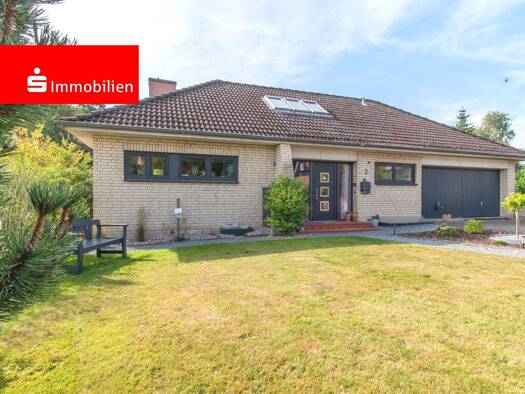 Einfamilienhaus zum Kauf 799.000 € 7 Zimmer 262,9 m² 2.286 m² Grundstück Preetz 24211