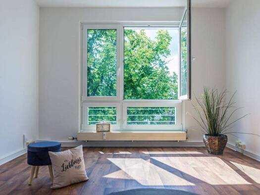 Wohnung zur Miete 300 € 3 Zimmer 57,5 m² 2. Geschoss frei ab 01.03.2026 Katharinenstr. 24 Kapellenberg Chemnitz 09120