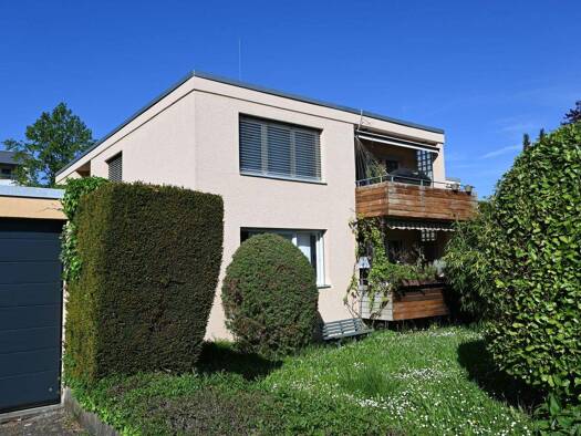 Doppelhaushälfte zum Kauf 857.000 € 8 Zimmer 192 m² 550 m² Grundstück Hermann-Hesse-Straße 3 Fellbach Fellbach 70734