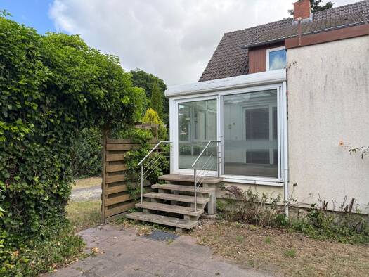 Einfamilienhaus zum Kauf 369.000 € 5,5 Zimmer 146 m² 674 m² Grundstück frei ab sofort Peiner Straße 8 Watenbüttel Braunschweig 38112