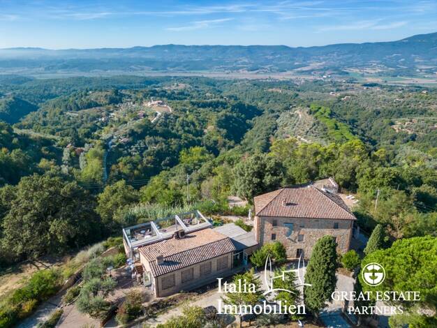 Bauernhaus zum Kauf 2.200.000 € 18 Zimmer 656 m² 16.000 m² Grundstück Città della Pieve 06062