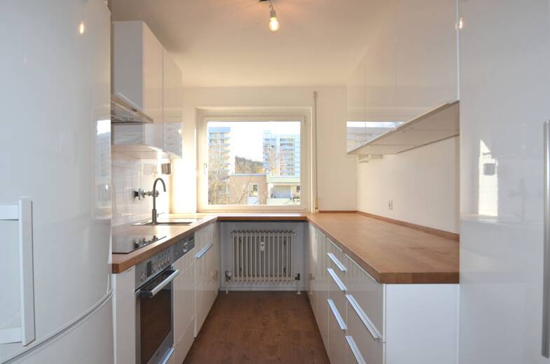 Wohnung zum Kauf 329.000 € 4,5 Zimmer 105 m² 3. Geschoss Sindelfingen 3 Sindelfingen 71065