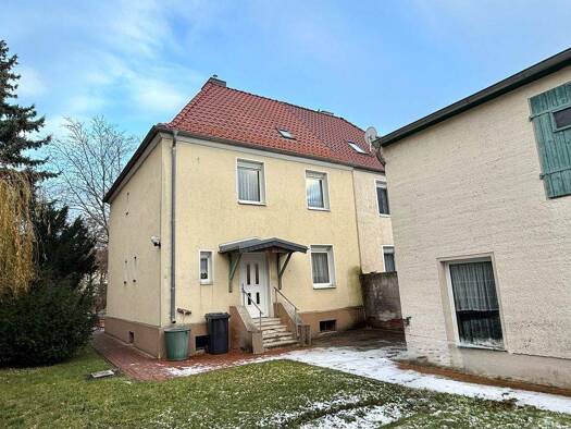 Mehrfamilienhaus zum Kauf 128.000 € 5 Zimmer 95 m² 618 m² Grundstück Schkopau 06258
