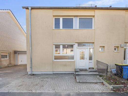 Doppelhaushälfte zum Kauf 170.000 € 4 Zimmer 100 m² 261 m² Grundstück Böcklersiedlung Neumünster 24537