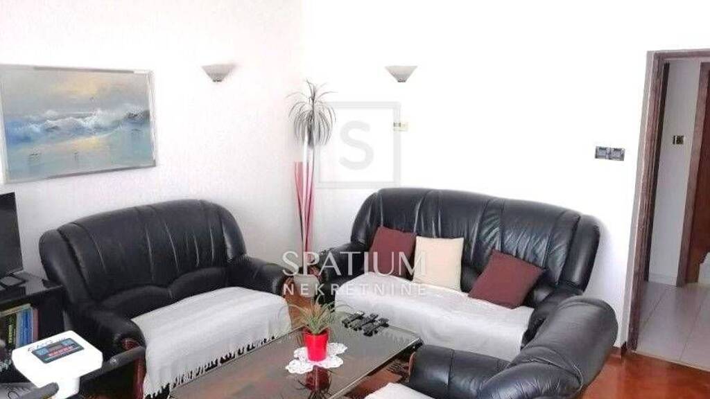 Haus zum Kauf 500.000 € 8 Zimmer 350 m² Drenova, Rijeka Drenova