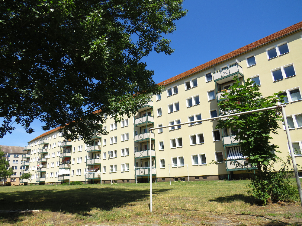 Wohnung zur Miete 375 € 3 Zimmer 57,7 m²<br/>Wohnfläche 2.<br/>Geschoss ab sofort<br/>Verfügbarkeit Thalheimer Straße 13 Sandersdorf Sandersdorf-Brehna 06792