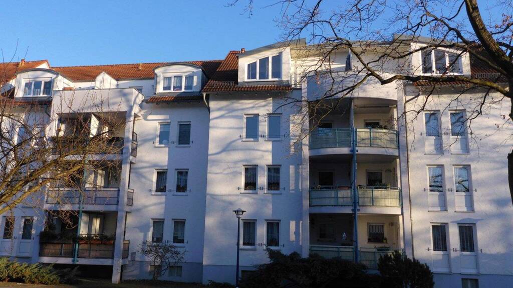 Wohnung zur Miete 415 € 2 Zimmer 52 m² 2. Geschoss frei ab sofort Prof.-Joliot-Curie-Straße 21 Pirna 01796