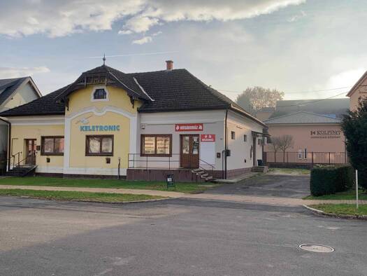 Büro zum Kauf provisionsfrei 236.700 € 10 Zimmer 203 m² Bürofläche Lenti 8960