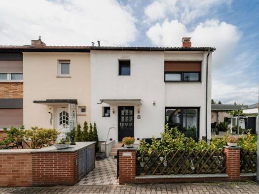 Doppelhaushälfte zum Kauf 387.000 € 4 Zimmer 79 m² 304 m² Grundstück Neuschloß Lampertheim 68623