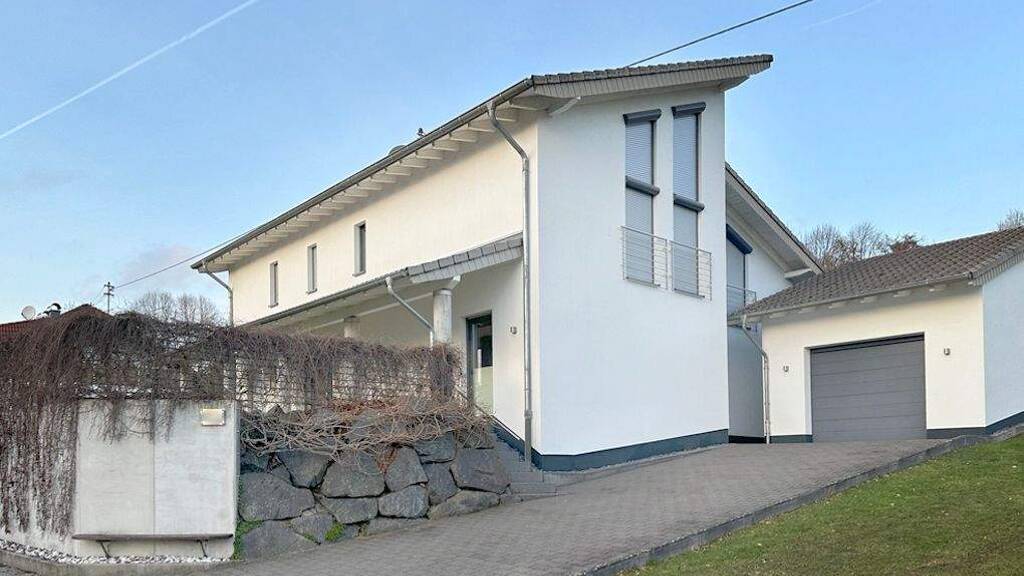Einfamilienhaus zum Kauf 550.000 € 5 Zimmer 209 m² 650 m² Grundstück Morswiesen Hausten 56745