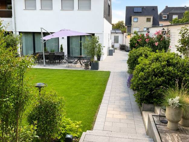 Einfamilienhaus zum Kauf 599.000 € 6 Zimmer 250 m² 690 m² Grundstück frei ab 01.11.2026 Kernstadt Lippstadt 59557