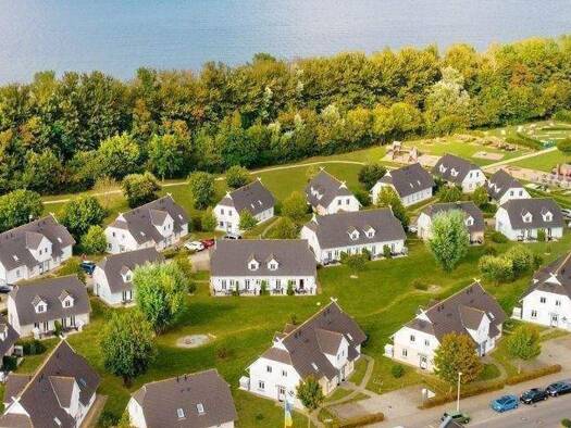 Doppelhaushälfte zum Kauf provisionsfrei 394.000 € 5 Zimmer 88 m² 288 m² Grundstück Kliffstraße 17 Nienhagen 18211