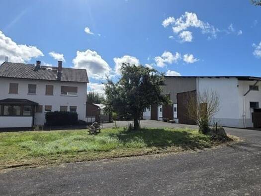 Haus zum Kauf 785.000 € 5 Zimmer 162 m² 15.441 m² Grundstück Ober-Hörgern Münzenberg 35516