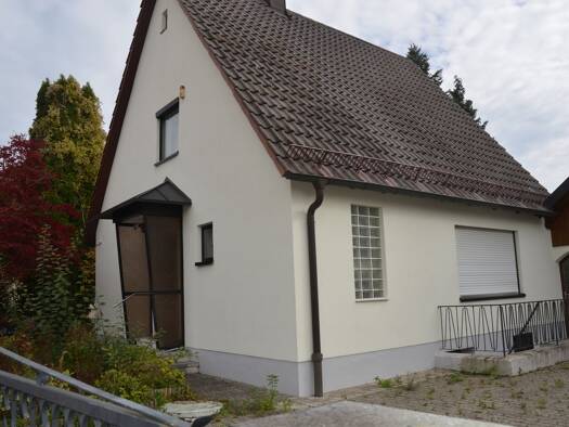 Grundstück zum Kauf 1.790.000 € 788 m² Grundstück frei ab sofort Leuchtenbergstraße 11 Ismaning 85737