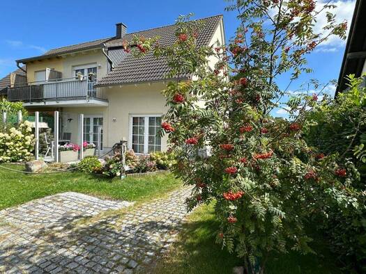 Doppelhaushälfte zum Kauf 450.000 € 5 Zimmer 133,8 m² 384 m² Grundstück Zingst 18374