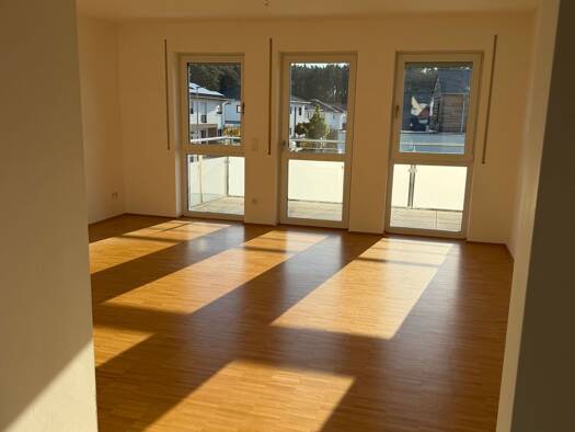 Wohnung zur Miete 960 € 3 Zimmer 80 m² Geschoss 1/2 frei ab sofort Georgensgmünd Georgensgmünd 91166