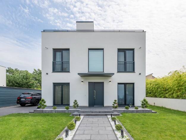 Einfamilienhaus zum Kauf 1.250.000 € 9 Zimmer 266 m² 460 m² Grundstück Groß Glienicke Potsdam 14476