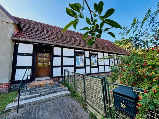 Einfamilienhaus zum Kauf provisionsfrei 79.000 € 4 Zimmer 120 m² 822 m² Grundstück Schmolde Meyenburg 16945
