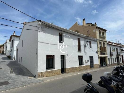 Villa zum Kauf 890.000 € 6 Zimmer 323 m² 215 m² Grundstück Sant Pere de Ribes 08810