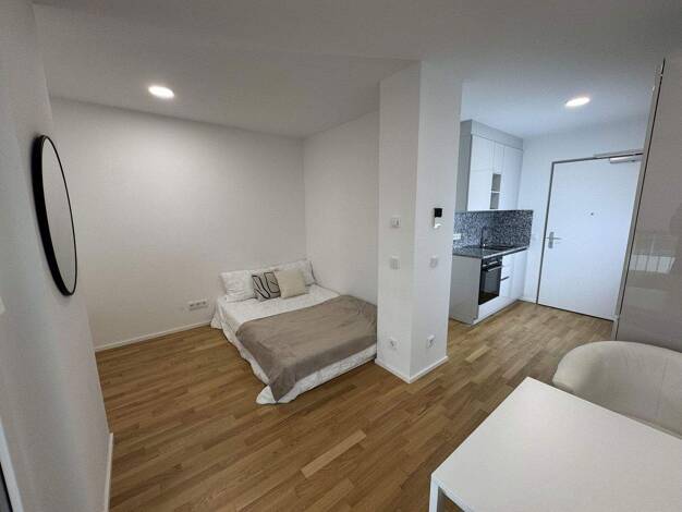 Wohnung zur Miete 1.250 € 1 Zimmer 25 m² 5. Geschoss Leopoldstr. 204 Schwabing-Freimann München 80804