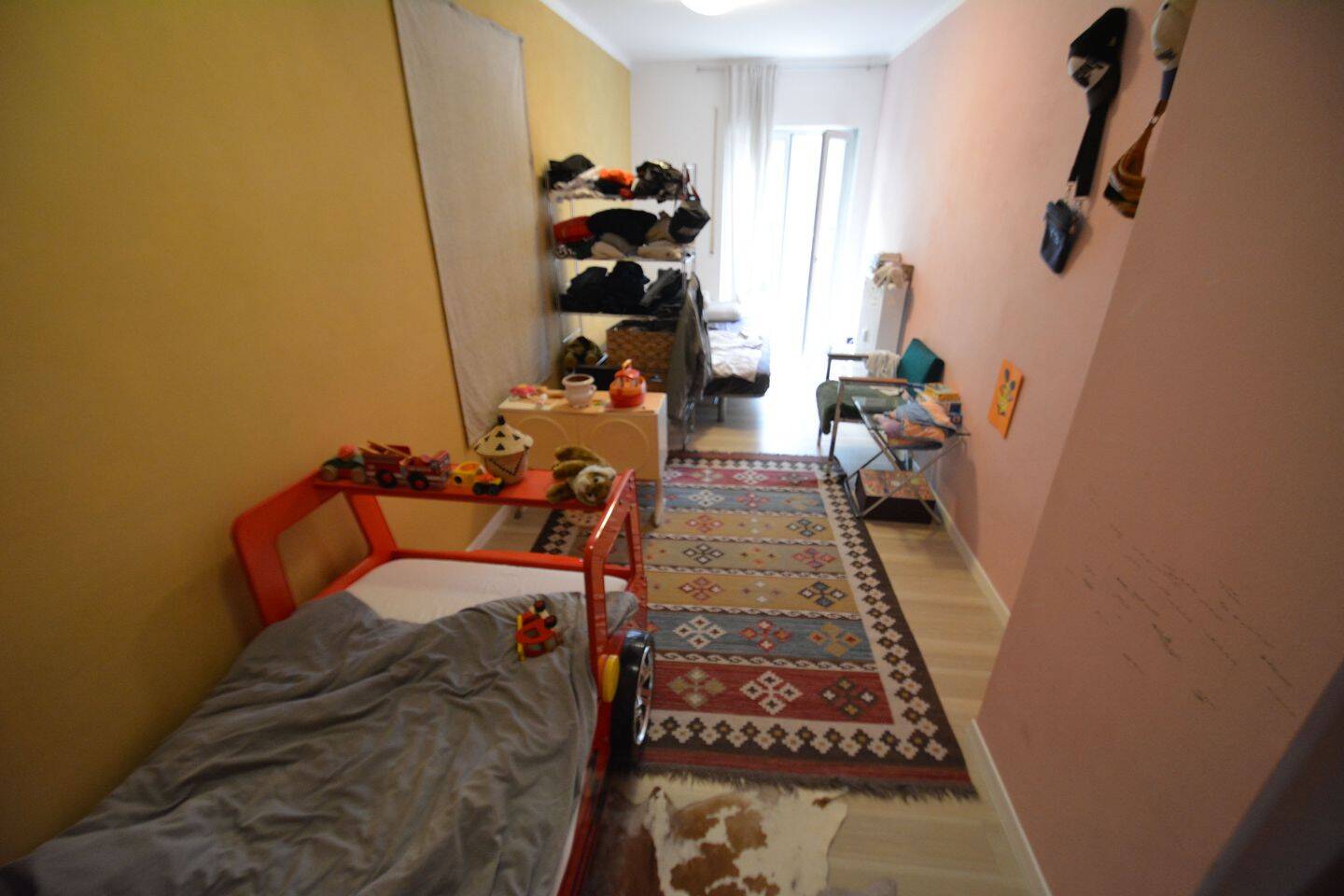 Großzügiges 1-Zimmer-Apartment mit Tageslichtbad und EBK im Herzen der Regensburger Altstadt – Wollwirkergasse 5, 93047 Regensburg – Vorschaubild 9