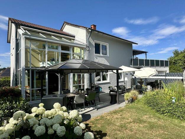 Einfamilienhaus zum Kauf provisionsfrei 799.000 € 5 Zimmer 253,6 m² 818 m² Grundstück Südweststadt Pforzheim 75172