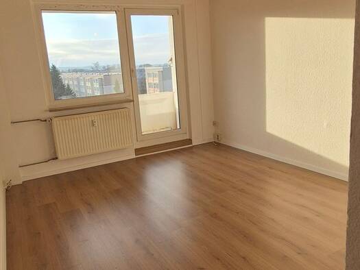 Wohnung zum Kauf provisionsfrei 28.500 € 2 Zimmer 42 m² 6 Geschosse Sallauminer Straße 20 Lugau Lugau/Erzgebirge 09385