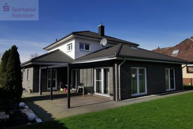 Einfamilienhaus zum Kauf provisionsfrei 780.000 € 6 Zimmer 214,6 m² 1.091 m² Grundstück Neustadt - Südost Neustadt 31535