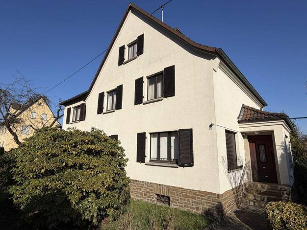Einfamilienhaus zum Kauf 314.000 € 8 Zimmer 170 m² 1.198 m² Grundstück Segendorf Neuwied 56567