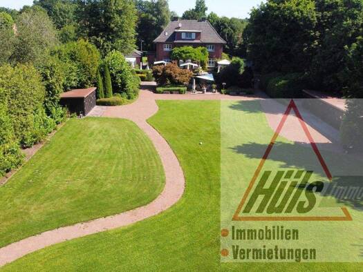 Villa zum Kauf 8 Zimmer 350 m² 10.283 m² Grundstück Sassenberg 48336