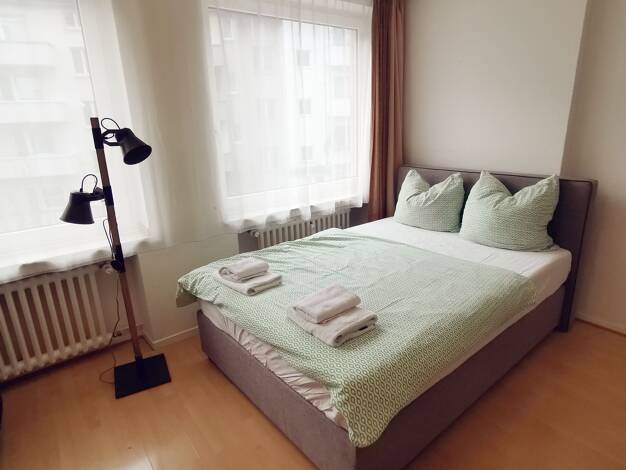 Studio zur Miete Wohnen auf Zeit 1.550 € 1 Zimmer 38 m² frei ab sofort Stadtmitte Düsseldorf 40210