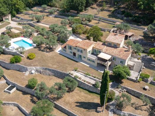 Einfamilienhaus zum Kauf 1.585.000 € 315 m² 35.000 m² Grundstück Bargemon 83830