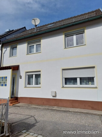 Doppelhaushälfte zum Kauf 265.000 € 4 Zimmer 100 m²<br/>Wohnfläche 232 m²<br/>Grundstück Neuötting Neuötting 84524