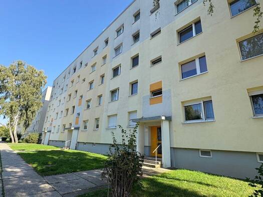 Studio zur Miete 240 € 1 Zimmer 34,3 m² 5. Geschoss frei ab sofort Rudolstädter Straße 5 Lusan Gera 07549