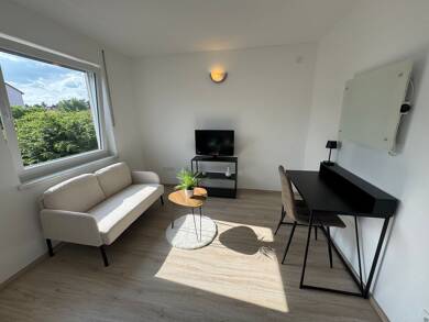 Studio zur Miete 545 € 1 Zimmer 28 m² Geschoss 2/3 frei ab 01.08.2025 Röthenbach Röthenbach an der Pegnitz 90552
