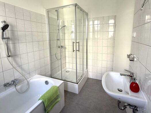 Studio zur Miete 420 € 3 Zimmer 70 m² 1. Geschoss Faulmannstraße 5 Salbke Magdeburg 39122
