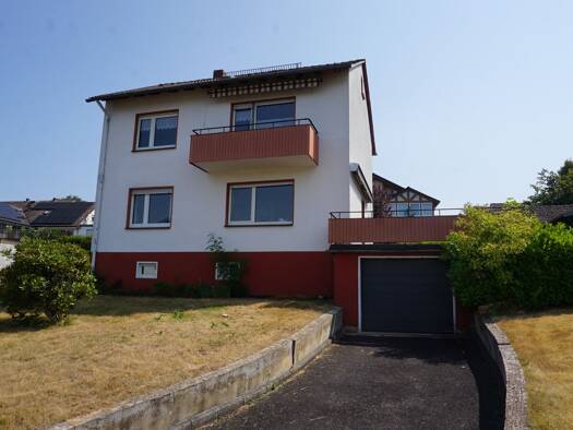 Einfamilienhaus zum Kauf 255.000 € 5 Zimmer 118 m² 866 m² Grundstück Melsungen Melsungen 34212