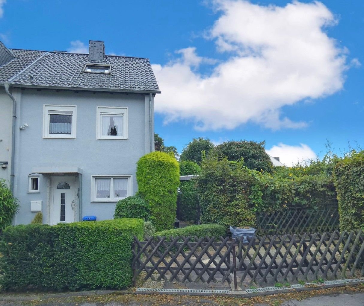 Reihenendhaus zum Kauf 379.000 € 4 Zimmer 95 m²<br/>Wohnfläche 368 m²<br/>Grundstück Rheindorf Leverkusen 51371