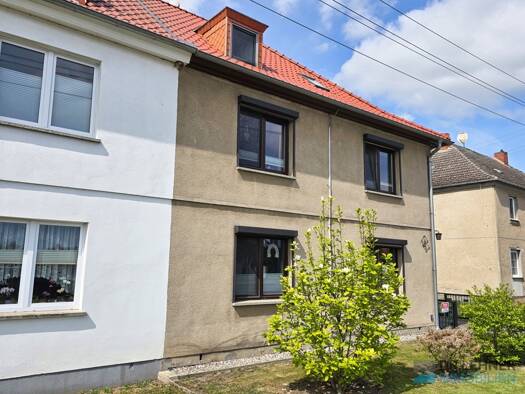 Doppelhaushälfte zum Kauf 179.000 € 8 Zimmer 190 m² 1.132 m² Grundstück Anklam 17389