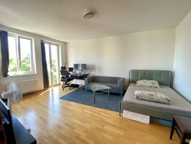 Wohnung zur Miete 805 € 2 Zimmer 36,6 m² Dachgeschoss, 4. Geschoss frei ab sofort Dietzgenstrasse 55 Niederschönhausen Berlin 13156