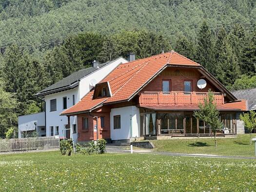 Haus zum Kauf 875.000 € 307 m² 23.078 m² Grundstück Oberschütt Villach 9587