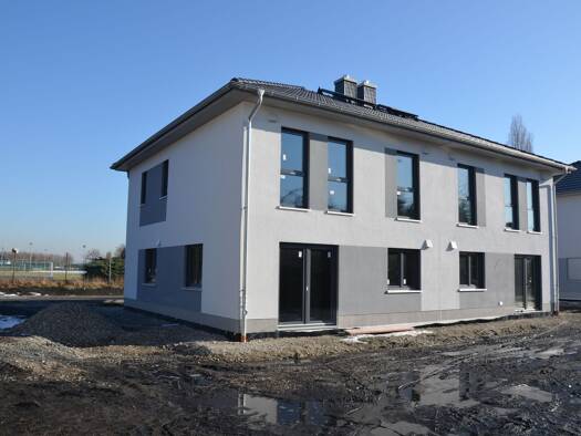 Doppelhaushälfte zum Kauf 449.900 € 5 Zimmer 114 m² 300 m² Grundstück Kreischa 01731